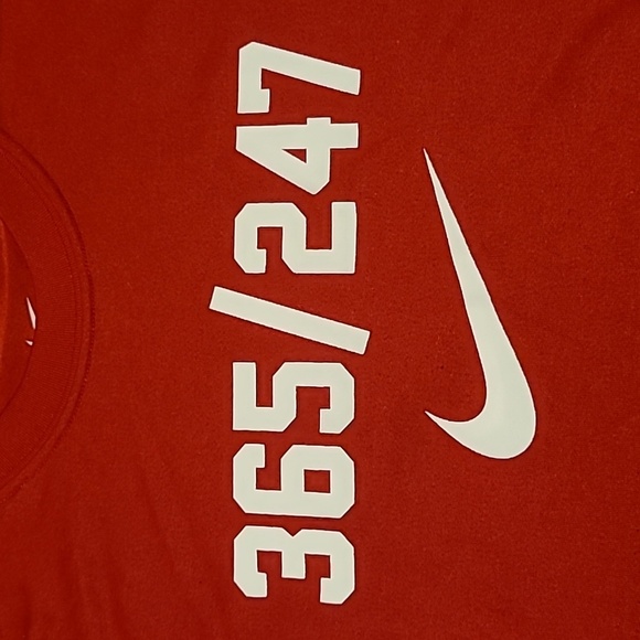 Nike 365/347 Athletic Shirt  - Boys Small - Picture 3 of 7
